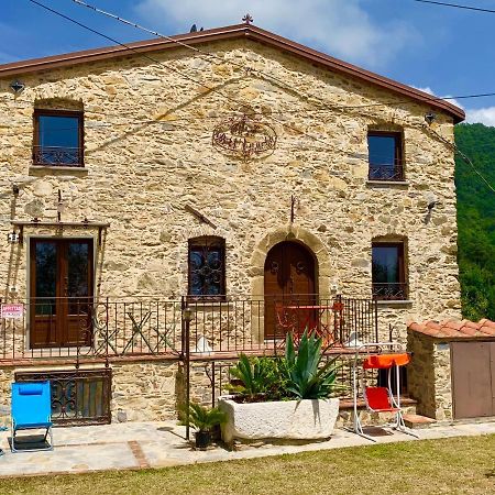 Casa Dell'Angelo Apartment Кастелнуово Магра Екстериор снимка
