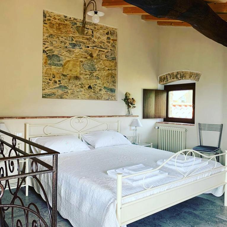 Casa Dell'Angelo Apartment Кастелнуово Магра Екстериор снимка