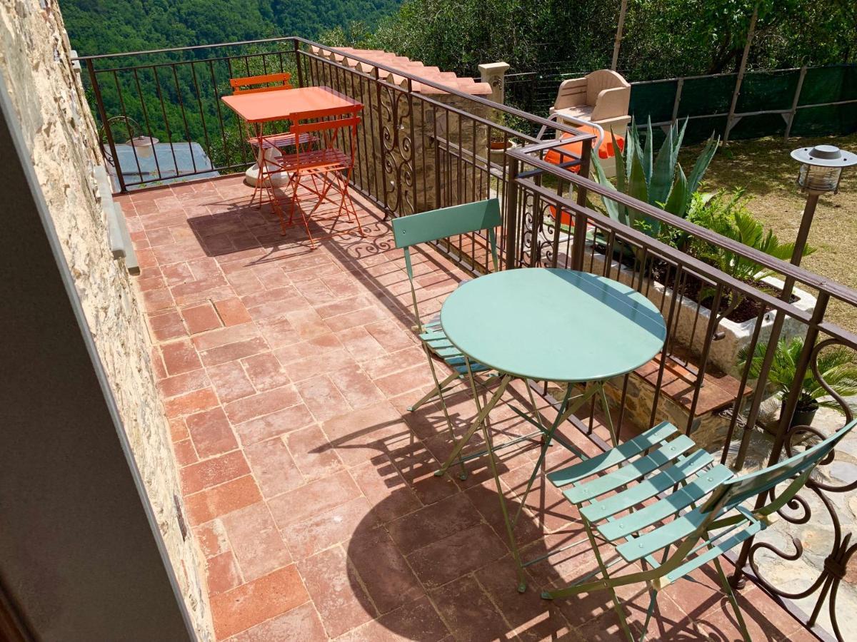 Casa Dell'Angelo Apartment Кастелнуово Магра Екстериор снимка
